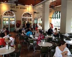 Type Of Food Coffee Shopwhat People Say This French Quarter Landmark Started Out As A Humble Coffe Cafedumonde Fa Restaurant Cafe Du Monde Types Of Food