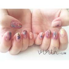 virth lim on instagram designed by 門原 meikadohara オーロラとお花 門原の予約枠は 2時間制 です 11 00 13 00 15 00 17 00 19 00 こちらから manicure nail designs nails