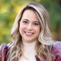 Vicki Schauer's Instagram, Twitter & Facebook