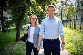 Rafał trzaskowski postanowił zostać piewcą jawności w życiu publicznym. Malgorzata Trzaskowska Kim Jest Zona Rafala Trzaskowskiego I Kandydatka Na Nowa Pierwsza Dame Kobieta Pl