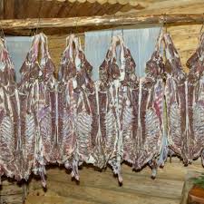 Mici din carne de vita si oaie gusturi romanesti. PastramÄƒ De Oaie Branza De Burduf Naturala Dulceata Afine Salbatice Sirop Muguri Brad Pastrama Vitel Pastrama Oaie Pastrama Miel