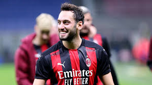 Hakan çalhanoğlu (phát âm tiếng thổ nhĩ kỳ: Allegri Gives The Go Ahead For Juventus To Sign Ac Milan Star Juvefc Com