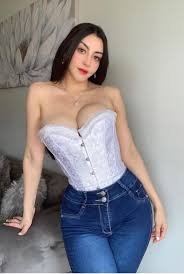 Fabiola Morales - Free pics, galleries & more at Babepedia