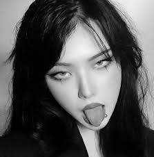 Odalys Galindo's Instagram, Twitter & Facebook