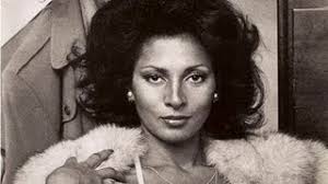 Foxy: Pam Grier