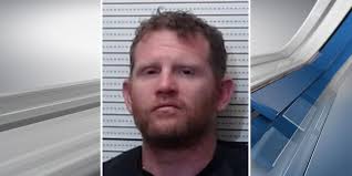 Man arrested, accused of hitting several cars in Denison