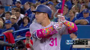Dodgers Use Pink Gear On Mother S Day