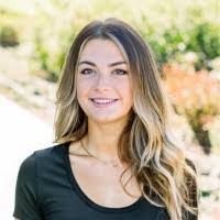 Dawn Lakin's Instagram, Twitter & Facebook