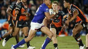 The warriors prop evans was guilty twice, but the shark was unable to take advantage home because he lost his plot in the second stanza. Nrl To Examine Evans Strapping Obscenity The West Australian
