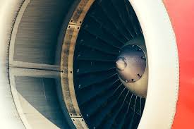 Va suntem mereu la dispozitie. Ce Se IntamplÄ DacÄ CedeazÄ Un Motor Al Avionului