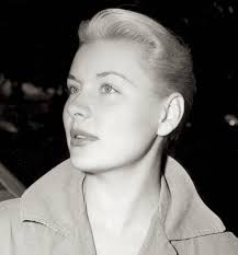 Who doesn't love a little glamour ✨✨✨