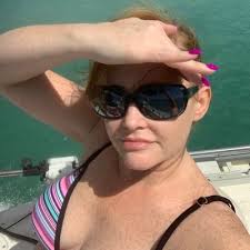 So, because they have cleavage, they are attractive? Gingersnap On Twitter Watching Scientologytheaftermath On Demand I Love Leahremini And Always Thought She Was Beautiful Smart And Gutsy But Does Anyone Else Find Mikerinder So Very Sexy Smart Intelligent And Oh