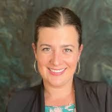 Ashley Simard's Instagram, Twitter & Facebook