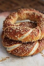 How To Make Simit Turkish Bread Rings By Olga Irez Of Delicious Istanbul Rezepte Kochen Und Backen Turkisches Essen
