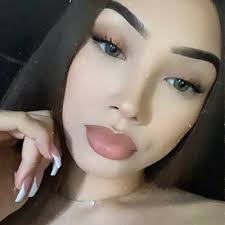 Sara Bracamontes (@SaraBracamonte8)