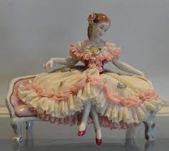 The dresden dolls, a famous dark cabaret gothic duo, were wonderful musicians to behold in portland, or. Fancy Vintage Dresden Lace Porcelain Figurine W Seated Lady Germany Nr Dresden Porcelain Porcelain Dolls Dresden Dolls