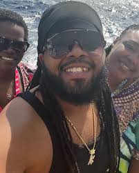 Kenny Day (@thekdayshow) • Instagram photos and videos