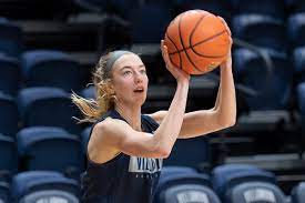 Villanova women's basketball's Lucy Olsen making a major impact as a  freshman