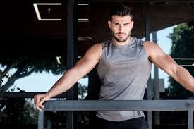 Sam asghari is an american actor that is up and coming in the tv/film industry. 5 Amazing Facts About Britney Spears Boyfriend Sam Asghari Yaay Music