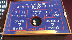 1950 S Table Top Roll Em Craps Casino Dice Game For 299 By The Mantiq Craps Table Games Table Top