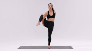 How to Do Bird of Paradise Pose in Yoga — Alo Moves