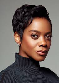 Well I guess Leslie just ruined her relationship with her “friends Mona and  Jan..she was very rude to Jan.. Mona didn't let her get a word in. Mona  attacked her and Eva