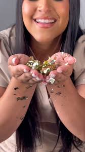 ¡WOW! Hace un año vs. hoy 🥳 Me siento en gratitud de ver todo lo que hemos  alcanzado y de que aún con miedo dimos ese gran paso ¡Firmar Contrato! ,  Gracias por su apoyo incondicional ✨, #spaclinico ...