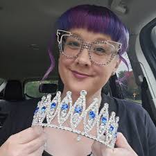 What can I wear to look like Sven from Frozen?