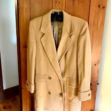 Brooks brothers camel hair sport over coat size 43r tan eucfrom $200.00. Brooks Brothers Jackets Coats Vintage Brooks Brothers Camel Hair Coat Poshmark
