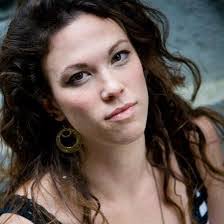 Linda Teller's Instagram, Twitter & Facebook