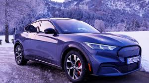 The vehicle was introduced on november 17, 2019, and went on sale in december 2020 as a 2021 model. Von Fussen Nach Flensburg Im Ford Mustang Mach E Drehmoment