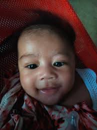 Editing baby's 5-month milestone cake photo