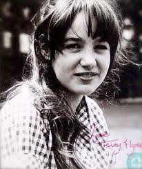 Tracy Hyde's Instagram, Twitter & Facebook