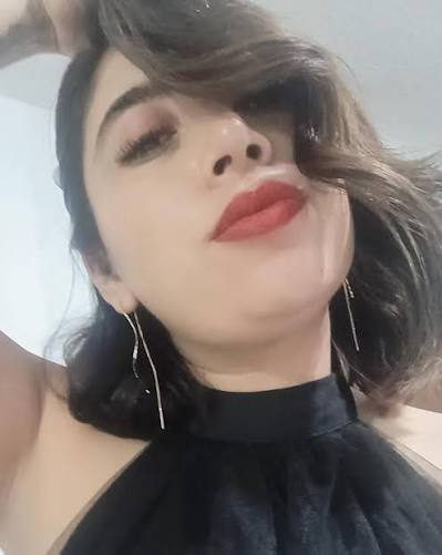 Clienta satisfecha Dentanova