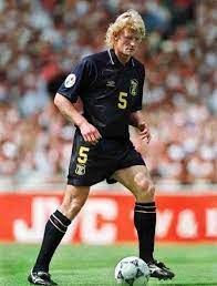 Colin Hendry Of Scotland In Action At Euro 96 Euro 96 European Championships Euro