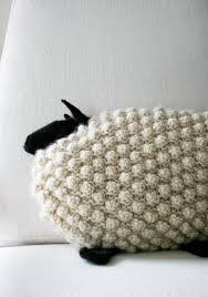 This simple knit pillow tutorial is just the kind of project to pull me back, even in the warmer months. Pillow Knitting Patterns In The Loop Knitting