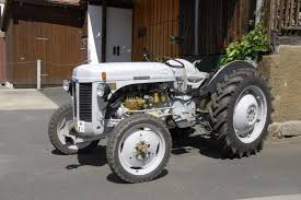 Fordson e27n, major, dexta, 9n click here. Ferguson Tef 20 Steht Bei Den Fladungen Classics 2009 Zum Verkauf Fahrzeugbilder De