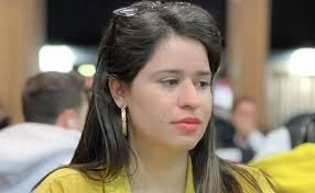 Não é só sobre baralho! Priscilla Bueno movimenta comunidade do poker para  ajudar as vítimas das enchentes em Santa Catarina