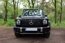 Denn zu seinem auftritt gehört ein spektakuläres innenraumkonzept mit einem exklusiven armaturenbrett, das allein wegen seiner neuen instrumente und einem großzügigen, zentralen farbdisplay imponiert. Neue G Klasse Testbericht Mercedes Benz G 500 Oder G 63 Amg Gunstig Neuwagen Und Gebrauchtwagen Leasingangebote