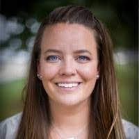 Tracy Houk's Instagram, Twitter & Facebook