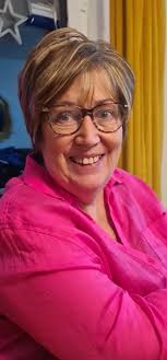 Mallon nee Byrne (Portadown) April 24th 2025, Peacefully surrounded by her  loving family. Kate, 12 Selshion Manor, dearly loved wife of Tom and much  loved mother of Michael, Claire, Sean and Maoliosa,