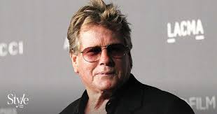 Portrait of Fawcett to stay with O'Neal, US court rules