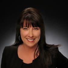 Rhonda Mclean's Instagram, Twitter & Facebook