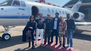 Yami gautam celebrates the wrap of bhoot police. Bhoot Police Begins Saif Ali Khan Arjun Kapoor Yami Gautam Jacqueline Fernandez Snapped En Route To Sets
