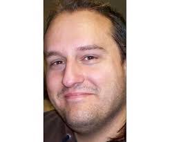 Kenneth Pippin's Instagram, Twitter & Facebook