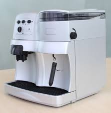 Machine à café avec broyeur. Machine A Cafe Expresso Electrique De Haute Qualite Avec Broyeur De Grains De Cafe Cappuccino Nice Crema Et Mousseuse De Lait Aliexpress