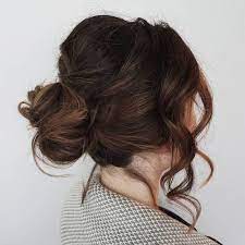 20 Sophisticated And Easy Professional Hairstyles For Women Professional Hairstyles Easy Professional Hairstyles Professional Hairstyles For Women