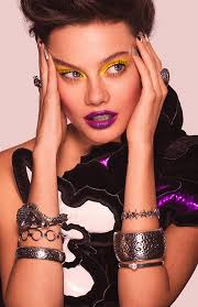 DESIGN SCENE BEAUTY SPECIAL: Alive & Kicking by Andrew Hiles