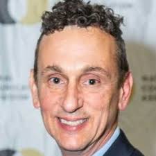 Distinguished Scholar Award