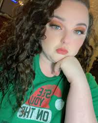 LeAnne (@queen.lee._) • Instagram photos and videos